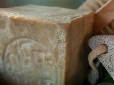 Nachhaltig, natürlich, Aleppo Seife: Warum NATURHAUS GmbH die erste Wahl für umweltbewusste Menschen ist, die ihre Liebe zur Natur in ihre Pflegeprodukte einfließen lassen