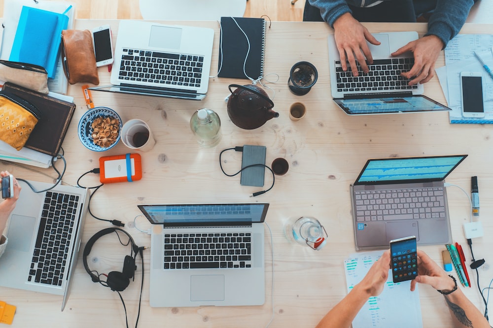 Erfolgreiche Scrum Implementierung: Praxisorientierte Schulung für Scrum Master & Product Owner