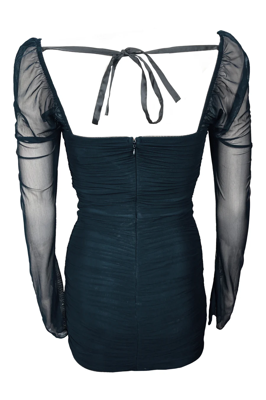 Das schwarze Minikleid „Linda“: Für Frauen, die keine Kompromisse eingehen
