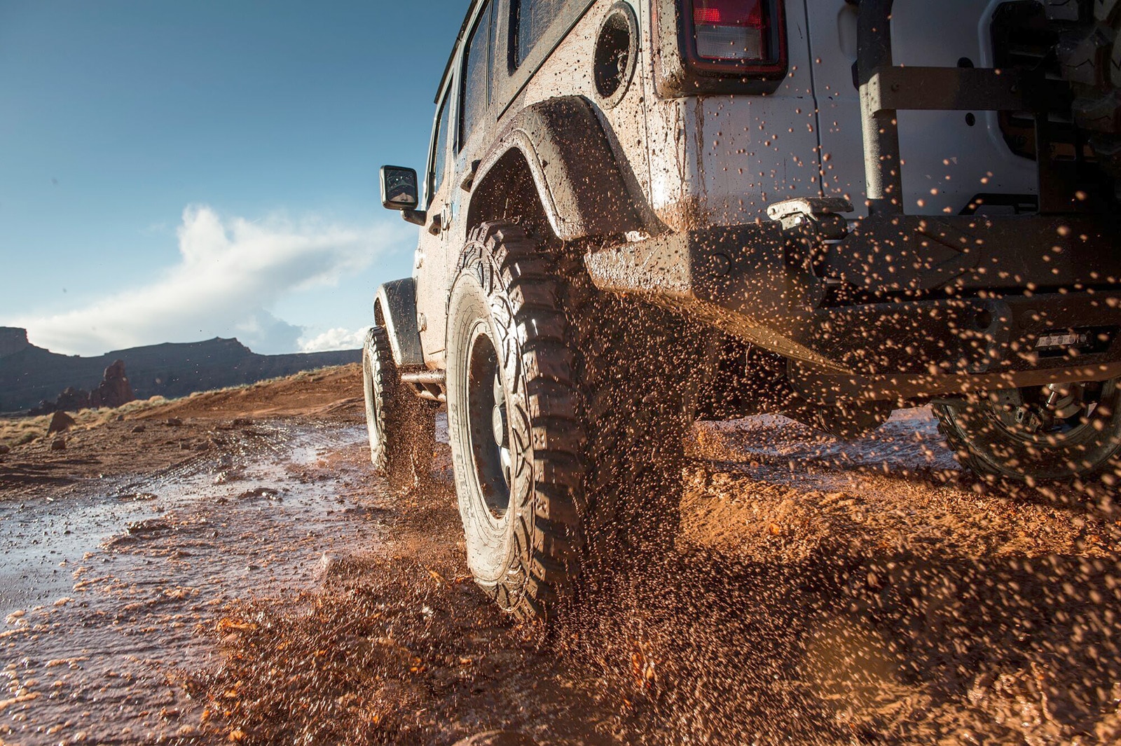 Hochwertige Offroad Zubehör von Techtradesystem: Die beste Wahl für extreme Abenteuer im Gelände
