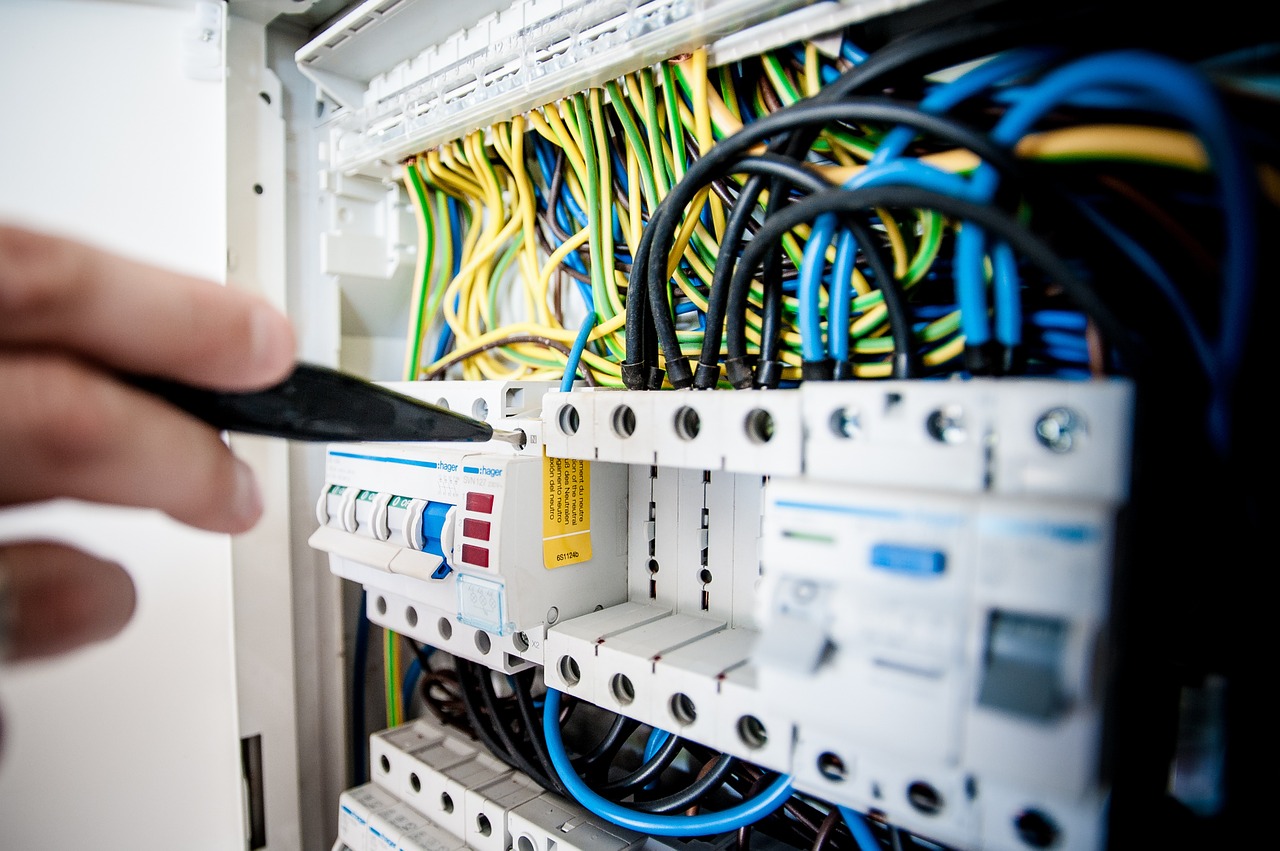 Warum der Elektriker Notdienst in der Nähe bei unerwarteten Stromausfällen unverzichtbar ist
