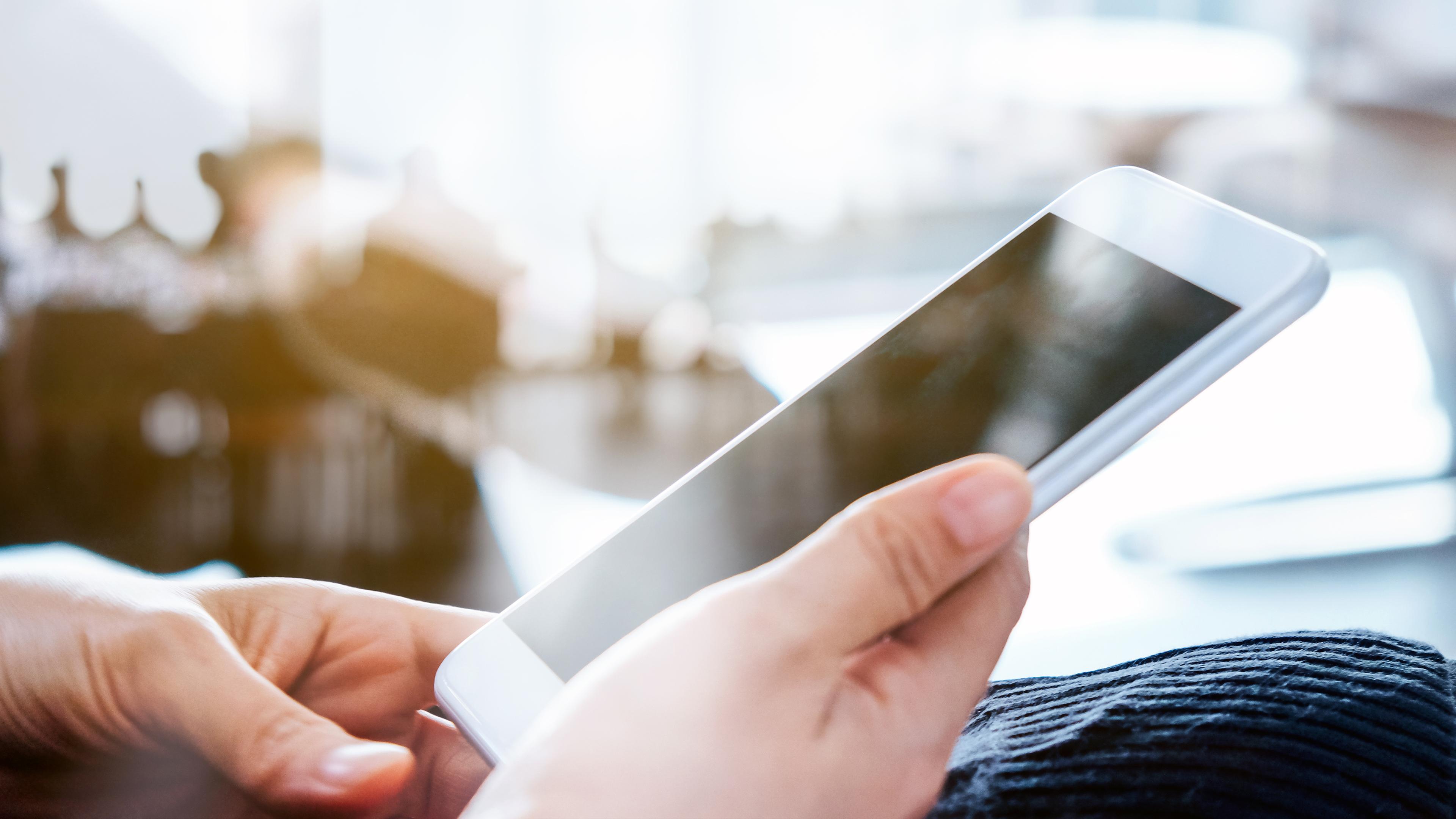 Sprachbasierte Interaktionen: Die Macht von KI in unseren Telefon KI