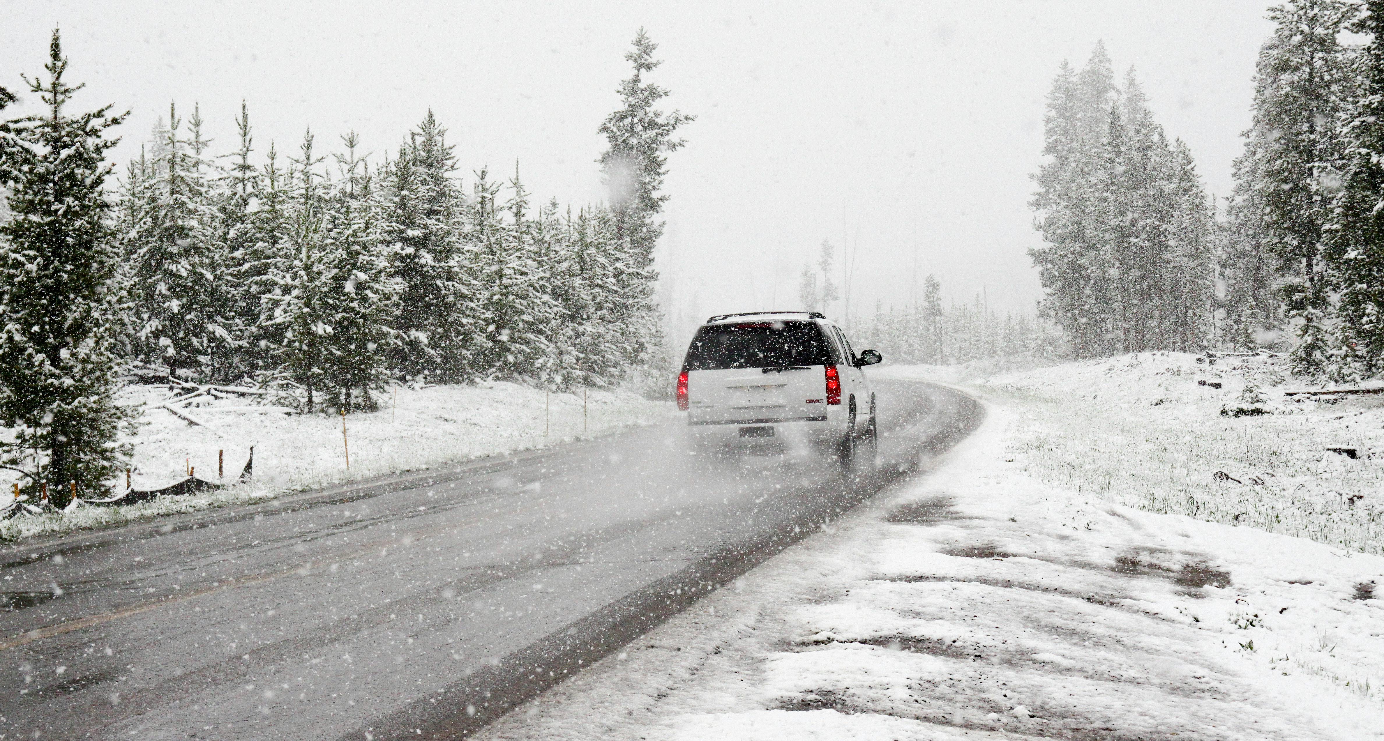 Schneeketten Online Richtig Verstauen: Tipps Für Ordnung Im Winter